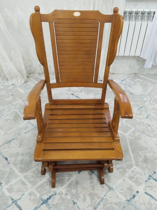 Кресло качельный деревянные