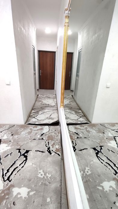 Andijon shahar 2mikr 1etaj 3xona qilingan SOTILADI