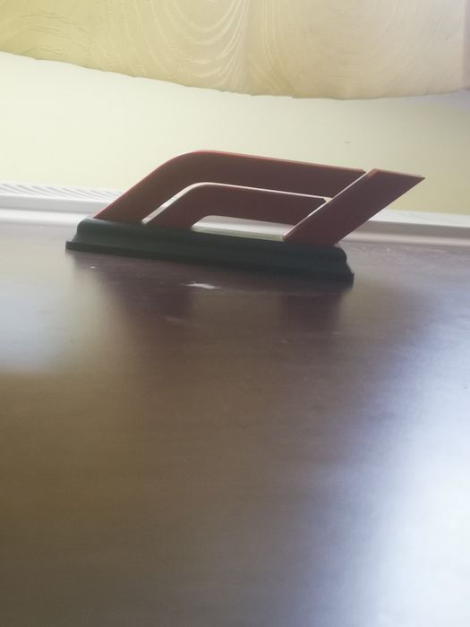 3д принирана фигурка (лого на формула 1)