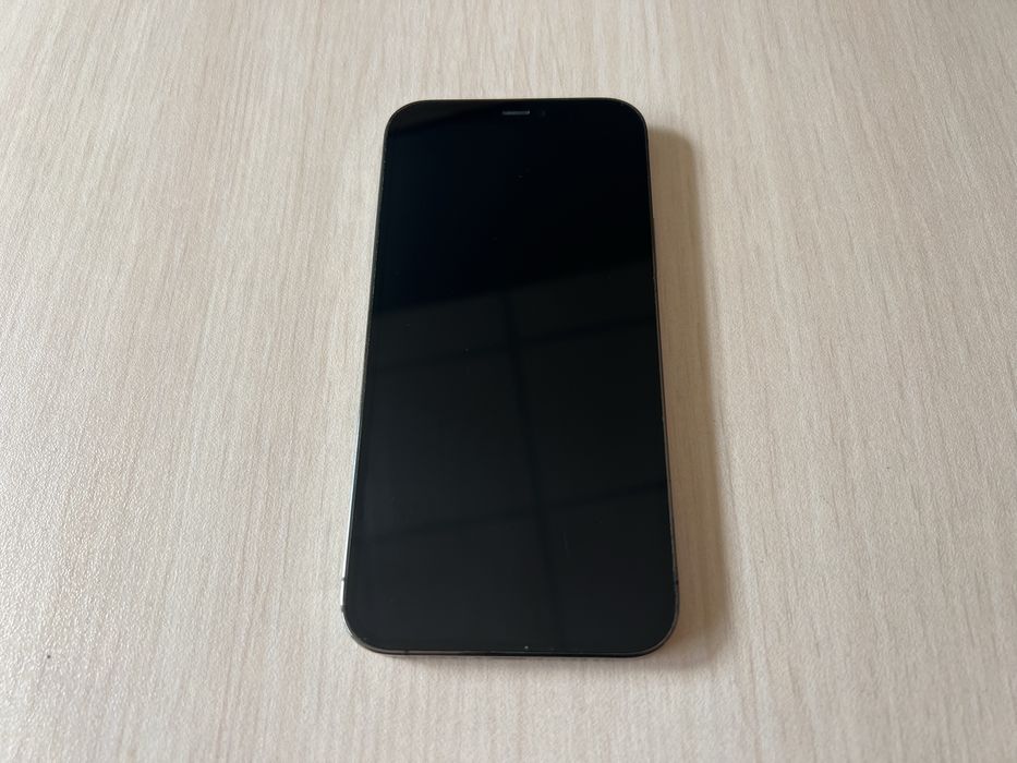 Продавам Apple iPhone 12 Pro 256GB
