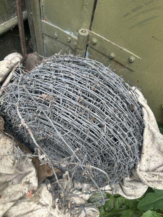 Колючая проволока