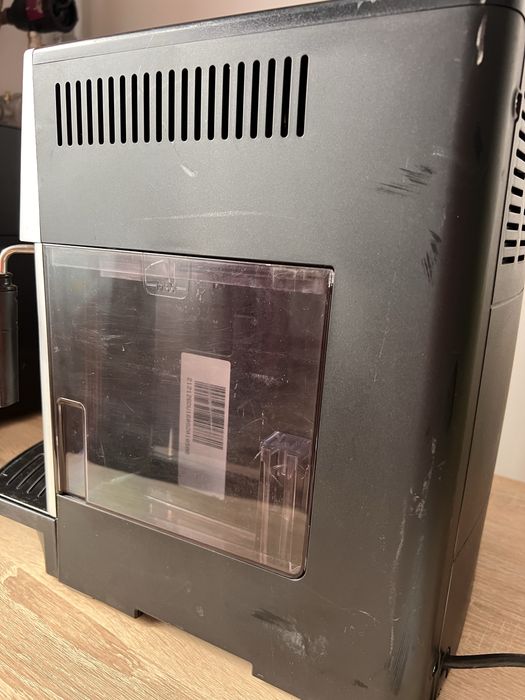 Aparat de cafea automat delonghi magnifica