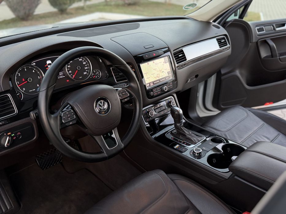 Vw Touareg 3.0 TDI 245cp 2013 Euro 5 Pano/DistronicPlus/Top