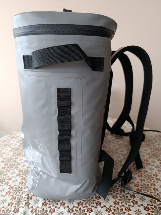 Хладилна чанта MARES