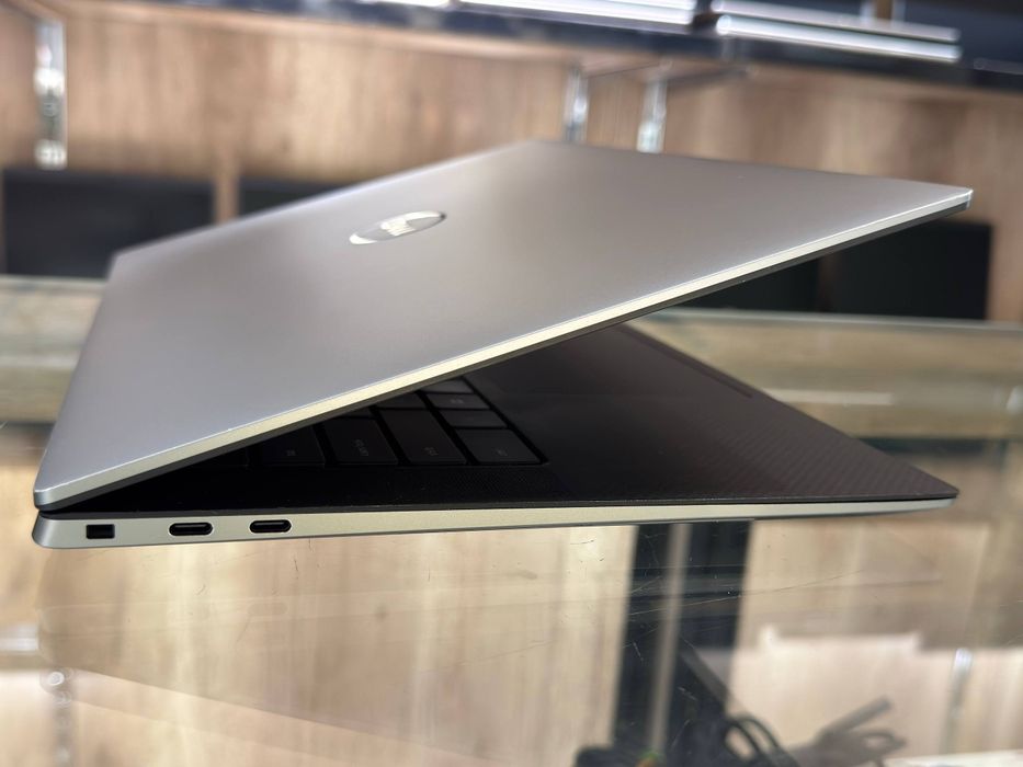 Dell precission 5570 intel i7-12800h RTX A2000 8гб DDR5 16 гб SSD 1 тб