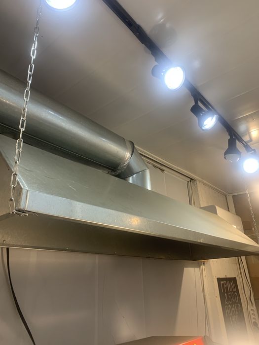 Вытяжка с моторчиком