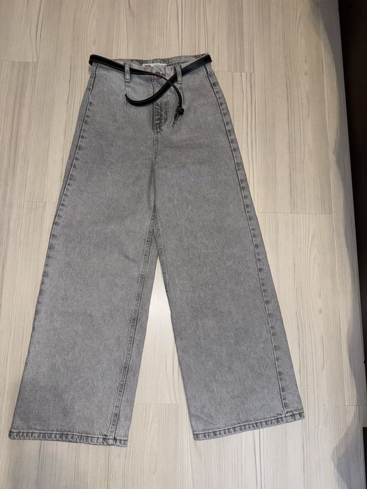 Сиви дънки зара.