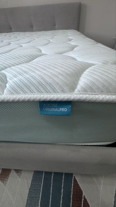 Продам матрас б/у Askona за 60000. Торг есть.