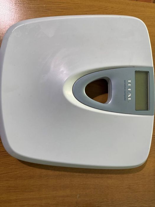 напольные электронные весы Tefal модели Sensitive Computer
