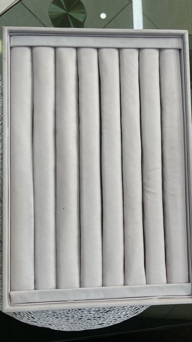 Подставка планшет для украшений разные