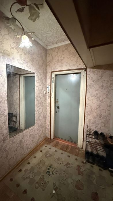 Срочно продам квартиру 21 микрорайон