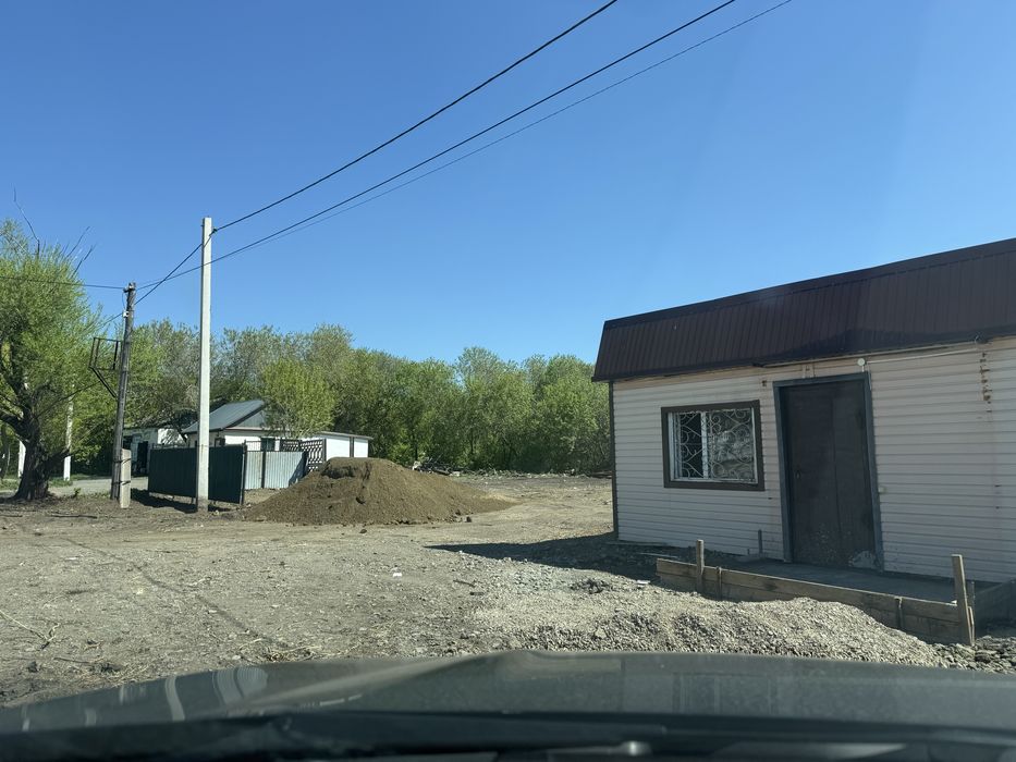 Продается участок в центре поселка