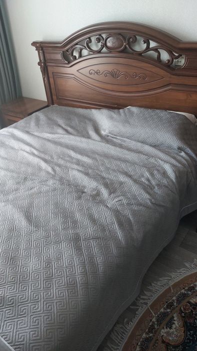 Продам кровать 180см