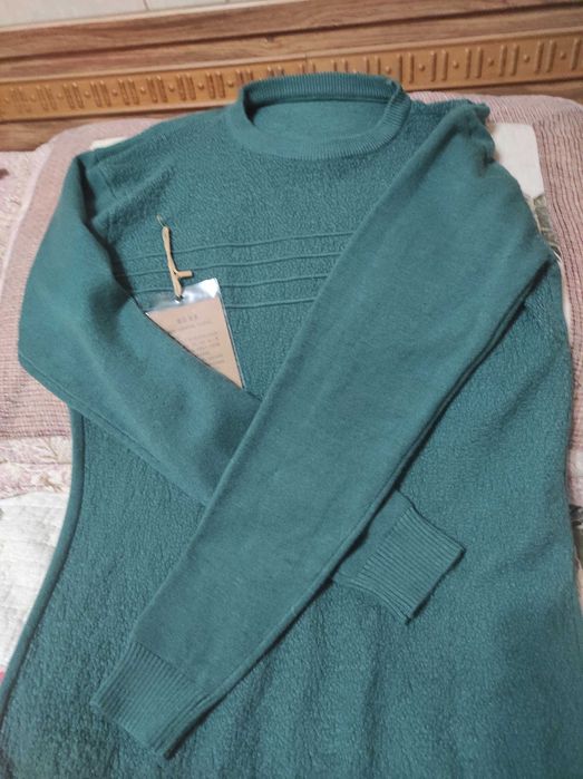 Новый мужской свитер