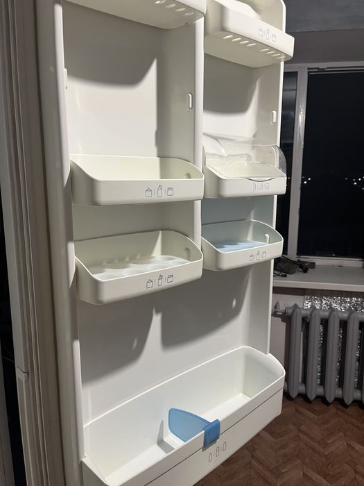 Продам рабочий холодильник