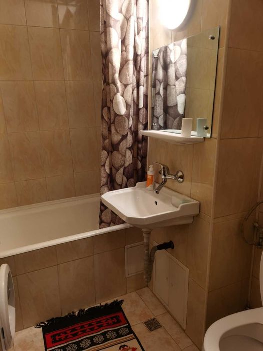 P.F dau in chirie apartament 3 camere zona Marasti