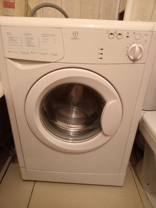 Отдам даром стиральную машинку