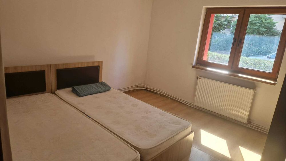 Apartament 3 camere decomandate, 2 băi, de închiriat, sens giratoriu Mănăștur-Zorilor