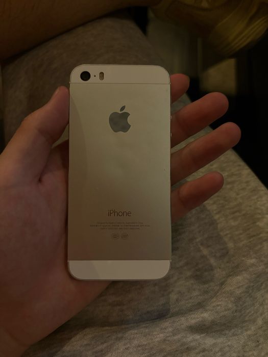 Iphone 5c в отличном состояние