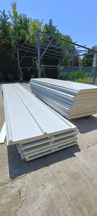 Panouri acoperiș perete tabla spuma