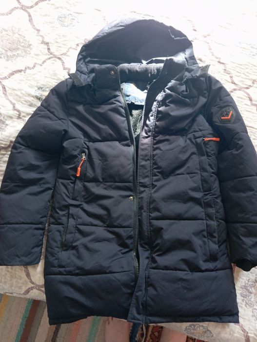 Продам ветровки и куртки