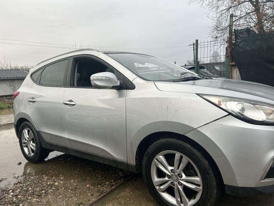 Injectoare ix 35 1.7 Crdi 2012