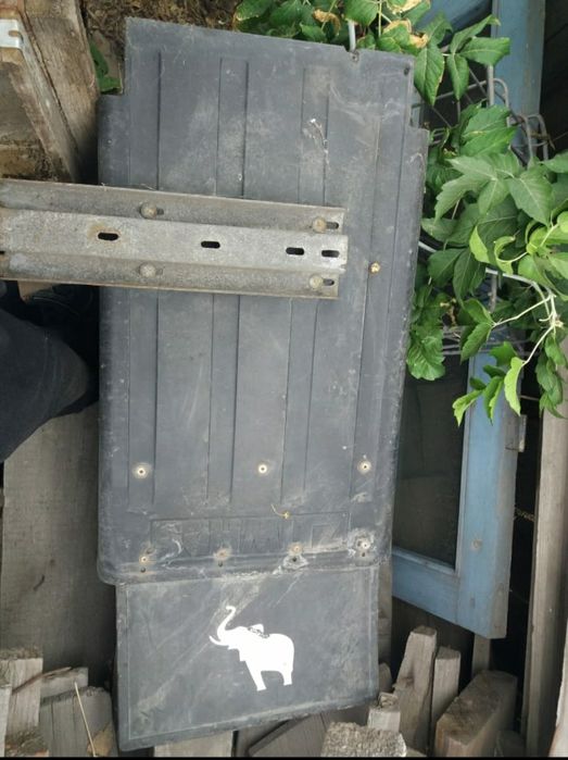 Крыло от полуприцепа