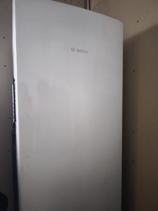 Холодильник двух камерный