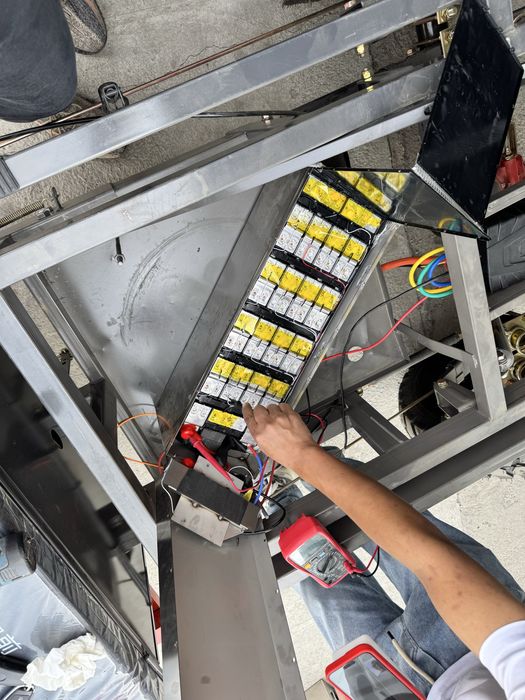 В продаже трех колесный муравей