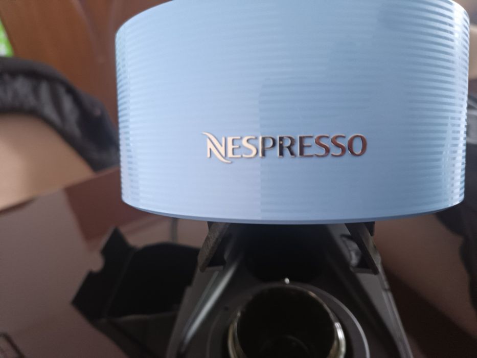 Expresor DeLonghi Nespresso