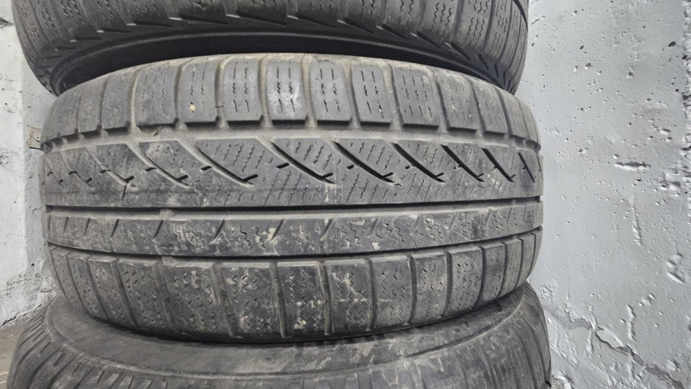 Продам шины 185/55/16 continental