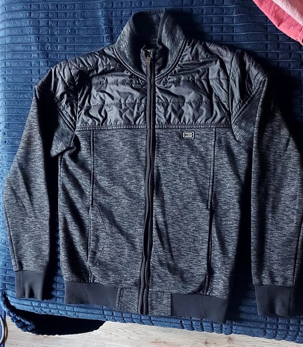 Guess анцуг S размер момче/мъж