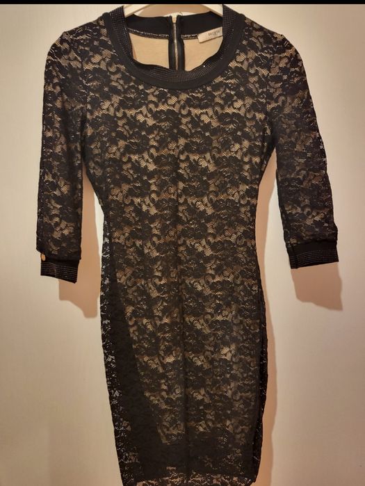 Италианска черна дантелена рокля S