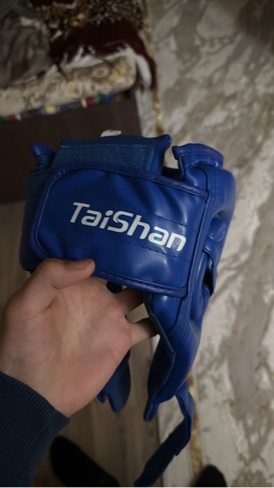 Боксерский синий шлем Taishan