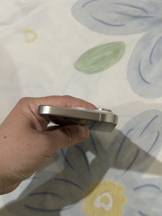 iPhone 15 pro 256гб