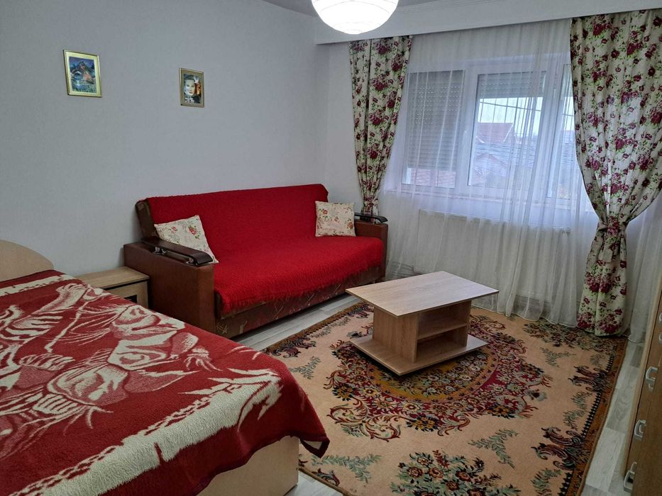 garsoniera etaj 1 zona lidl cetate