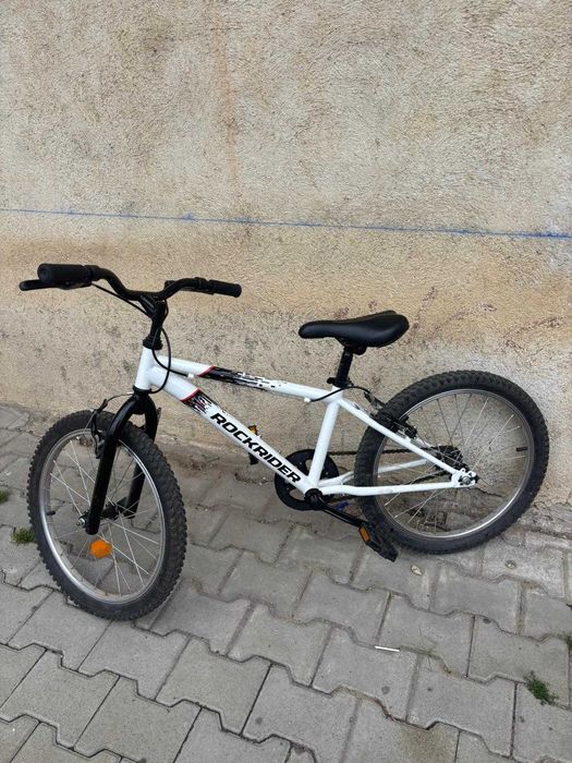 BICICLETA COPII DECATHLON , folosita foarte putin.