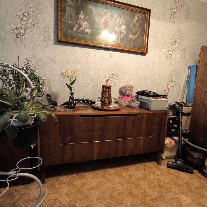 Сервант, шкаф и тумба