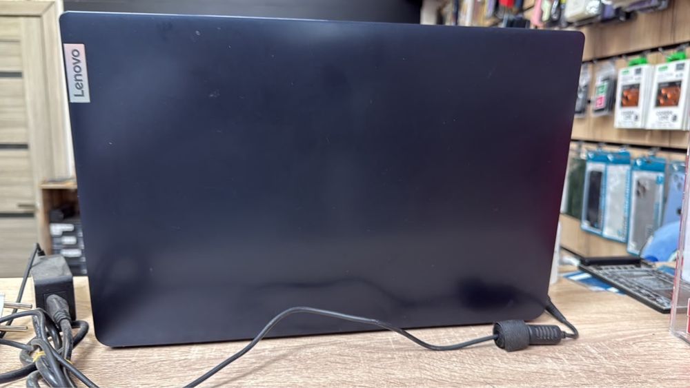 Продается ноутбук Lenovo ideapad