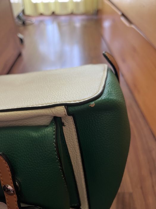 Дамска кожена раница