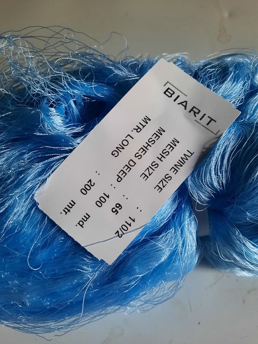 Vand plase si accesorii pescuit comercial