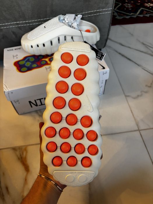 Slapi Nike Mind Albi 42