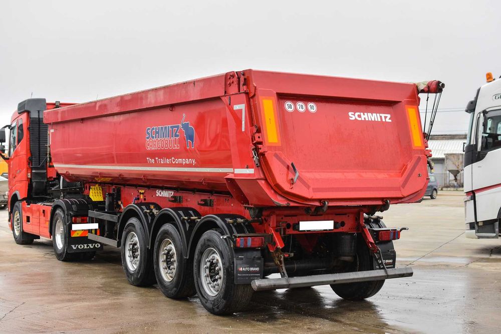 Semiremorca Schmitz basculabila