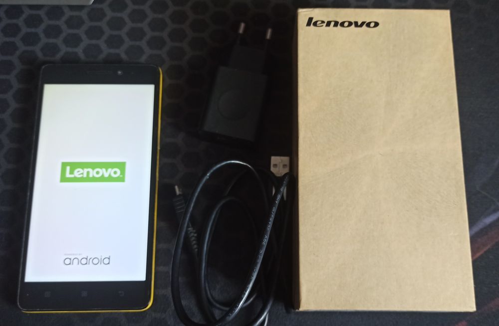 Продам смартфон lenovo