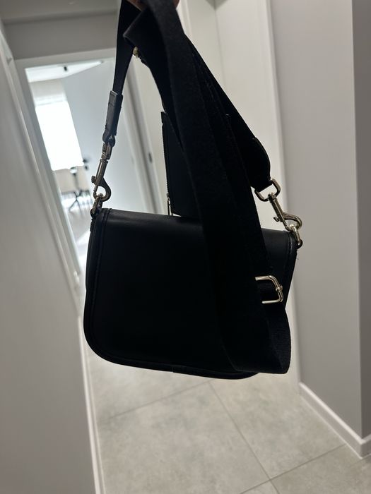 Оригинална Tommy Hilfiger чанта с портмоне