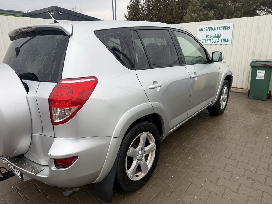 Vand toyota rav 4