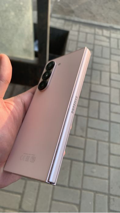 Samsung galaxy fold 6