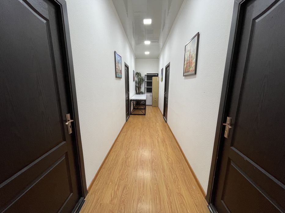 Офис Аренда 150м2 Чиланзарский район Ориентир: Торговый центр