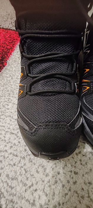 Ghete Salomon marime 35