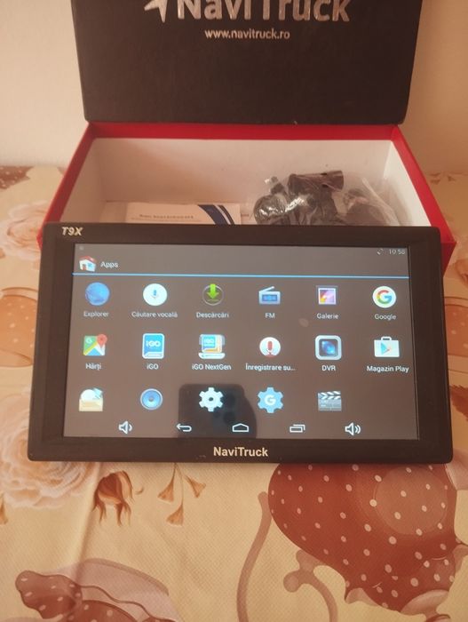 Vînd gps NaviTruk tx9